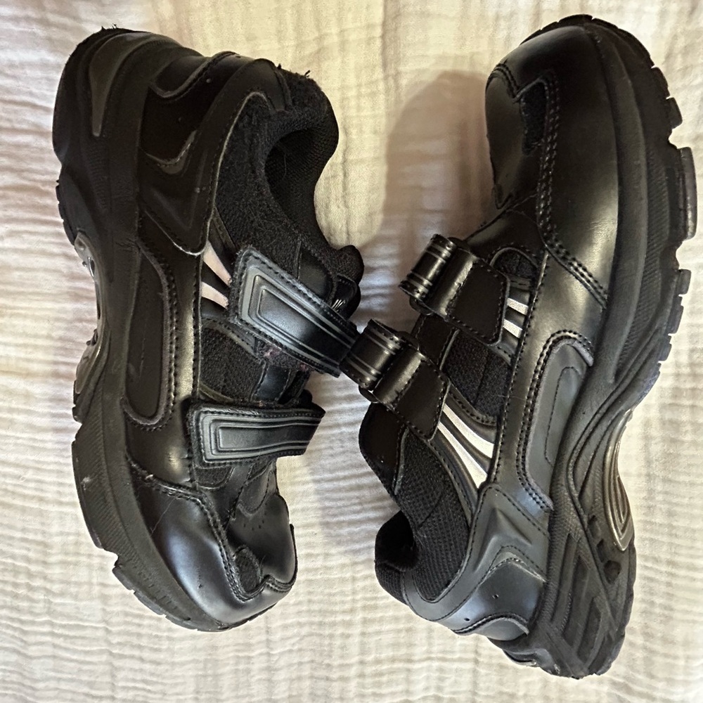 Vionic Tabi Walking Shoes Women's 8.5W Black Leather Sneakers Wide width